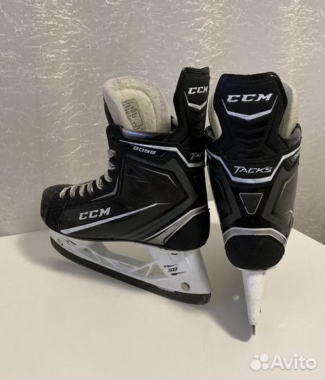Коньки CCM Super Tacks 9088 размер 5,5