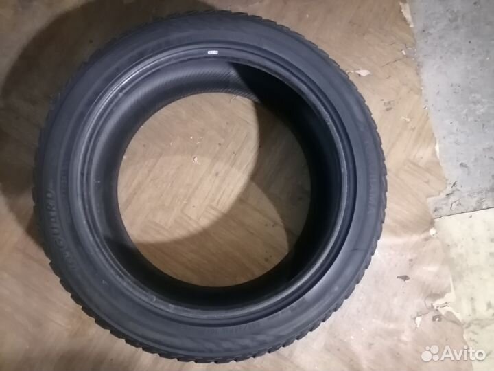 Yokohama Ice Guard Stud IG55 255/45 R19