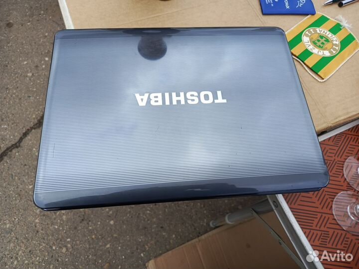 Ноутбук toshiba
