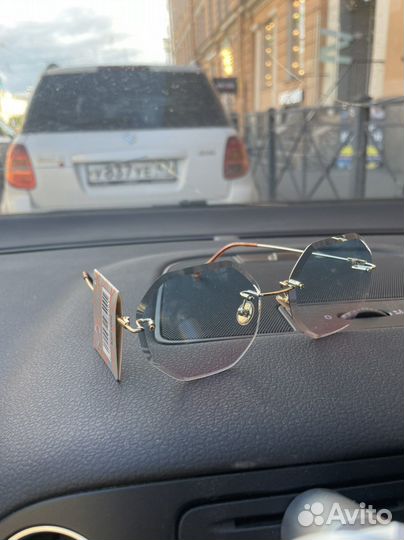 Солнцезащитные очки женские