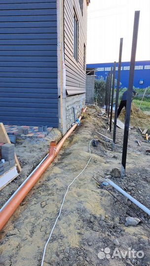 Прокладка труб канализации и водопровода