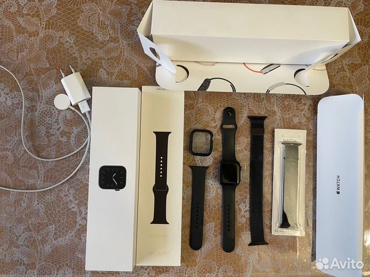Apple watch Series 5 44 mm Black