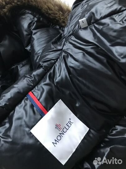 Пуховик Moncler новый