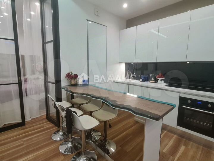 2-к. квартира, 60 м², 19/30 эт.