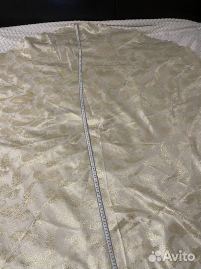 Скатерть круглая. Праздничная, с золотом (160 см)