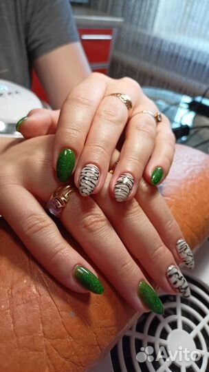 Маникюр Омск