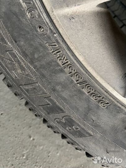 Bridgestone Blizzak VRX 225/55 R17 97S