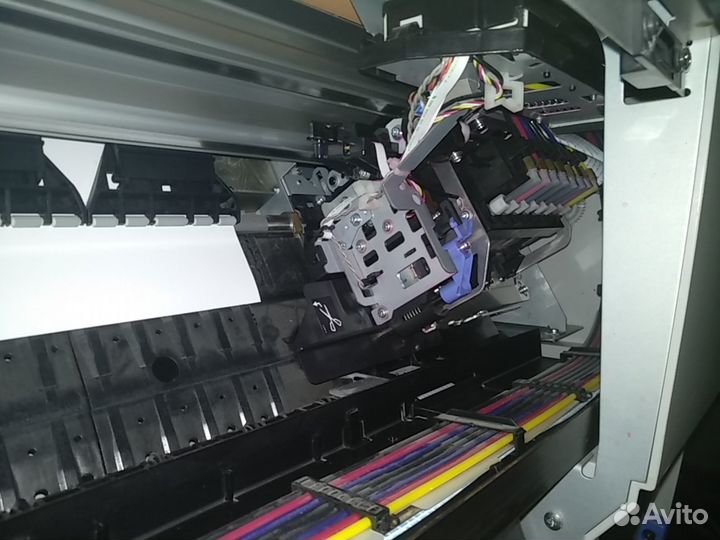 Плоттер Epson Stylus Pro 7800 пробег 100 метров