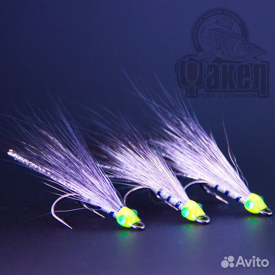 Стример/муха светится в ультрафиолете