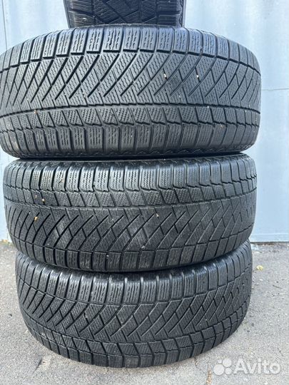 Continental ContiVikingContact 6 235/60 R18 107T