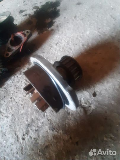 Помпа на Дэу Нексия,Daewoo Nexia