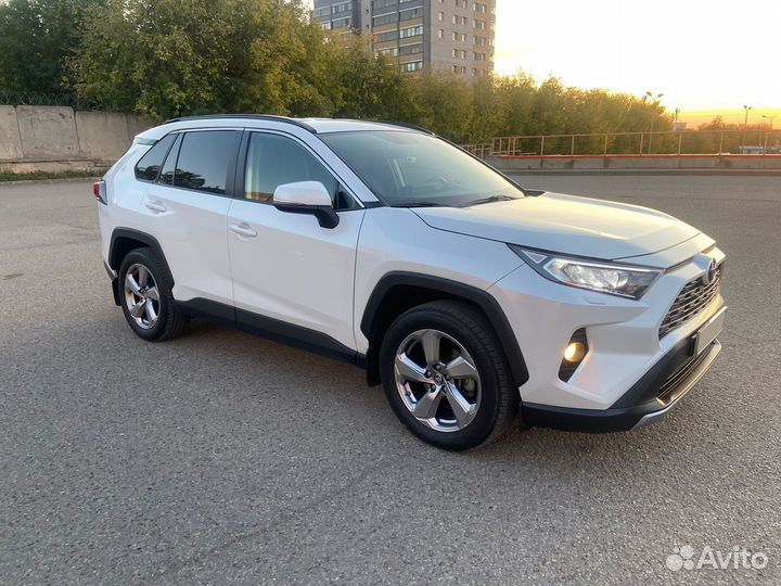 Toyota RAV4 2.0 CVT, 2020, 35 700 км