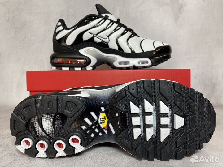 Кроссовки Nike Air Max Tn Plus