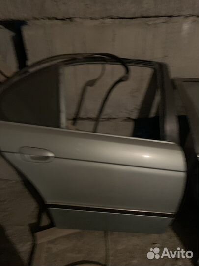 Дверь на BMW E39