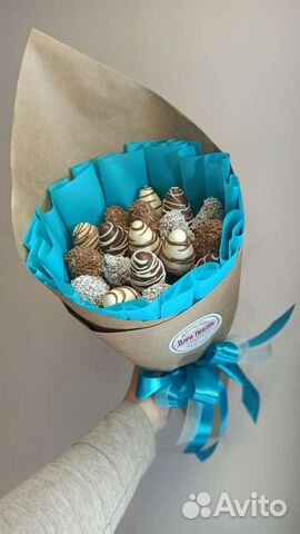 Букет съедобный из клубники