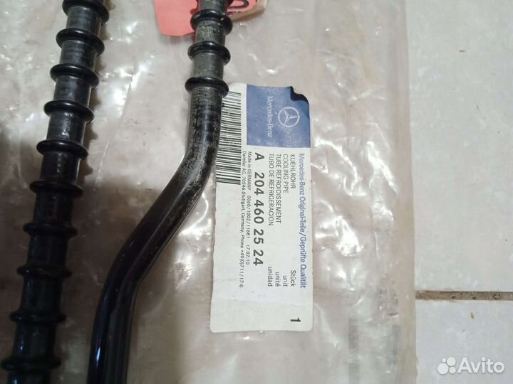 Мерседес w204. w212. Трубка охлаждения