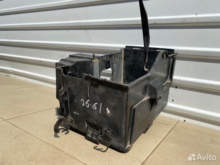 Корпус акб Ford Focus 2