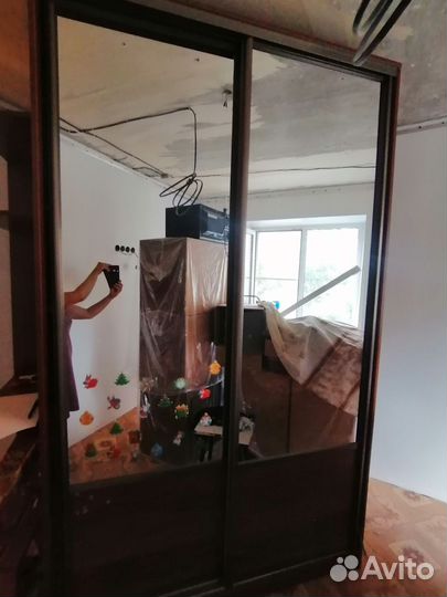 Шкаф купе с зеркалом