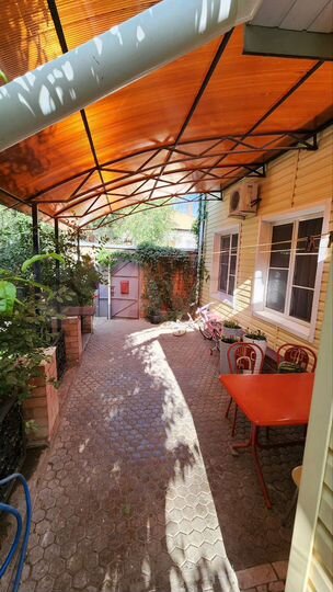 Дом 165,7 м² на участке 4 сот.