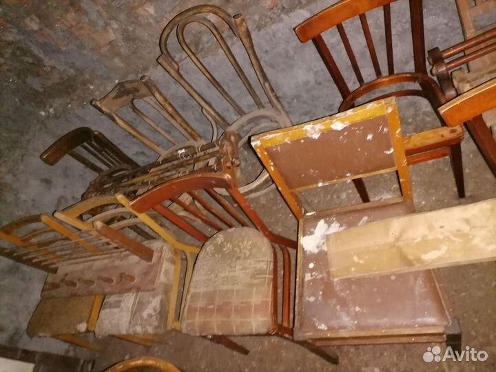 Антикварные стулья