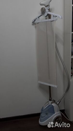 Отпариватель для одежды вертикальный