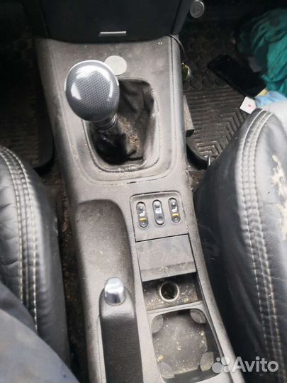 Nissan primera р12 разбор