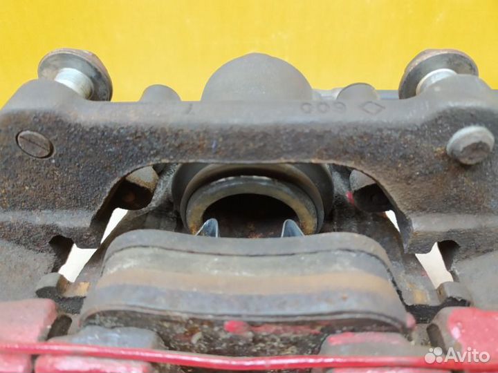 Суппорта передняя Mini Hatch R50 W11B16 2001