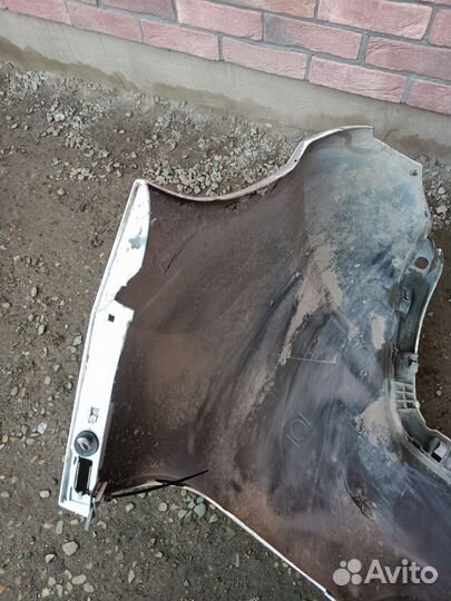 Задний бампер с дефектами Peugeot 308 2011