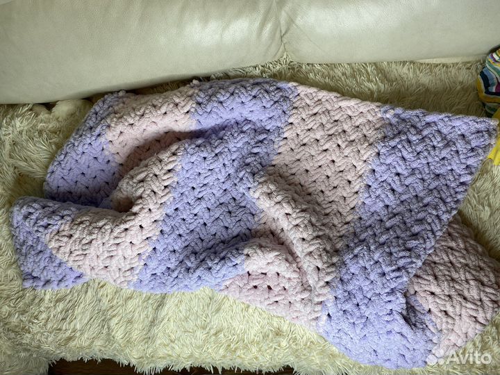 Пледы и покрывало бу