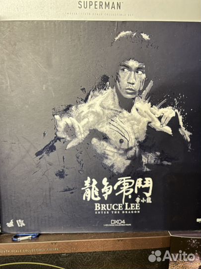 Фигурка Hot Toys DX-04 Bruce Lee Enter the Dragon