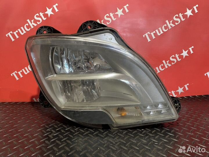 Фара правая LED Daf XF106