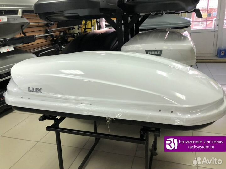 Автобокс багажник на крышу Range Rover Evoque