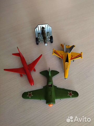 Металлические модели самолетов