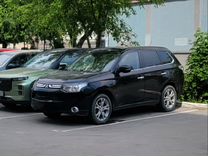 Mitsubishi Outlander 3.0 AT, 2013, 117 000 км, с пробегом, цена 1 999 995 руб.