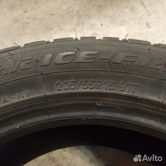Toyo Observe Ice-Freezer 205/55 R16 91T