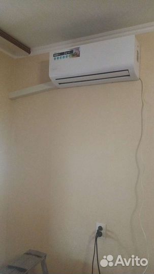 Установка кондиционера на стадии ремонта