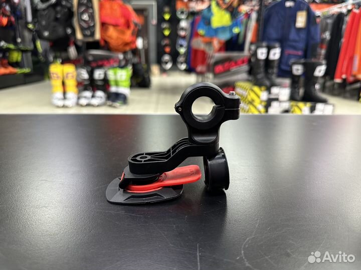 Быстросъемное крепление для телефона на руль мото