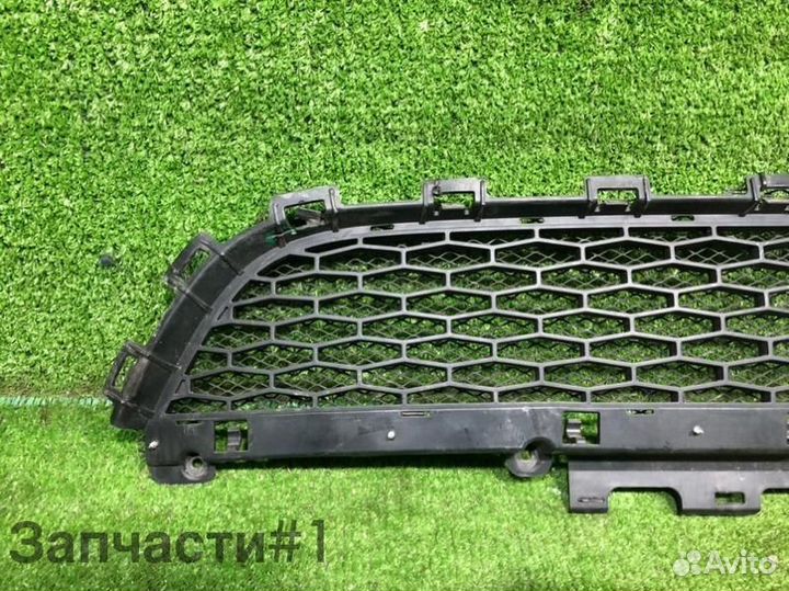 Решетка переднего бампера Land Rover Discovery Sport (2014-2019)