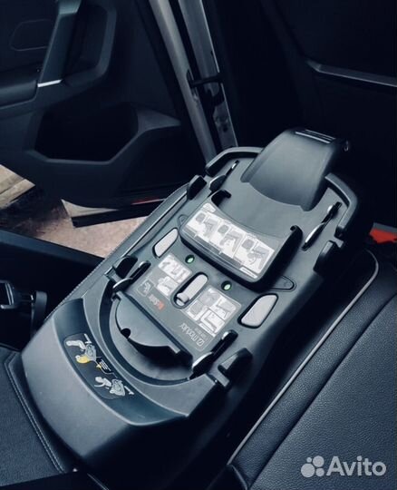 Автолюлька (автокресло) stokke BeSafe + база