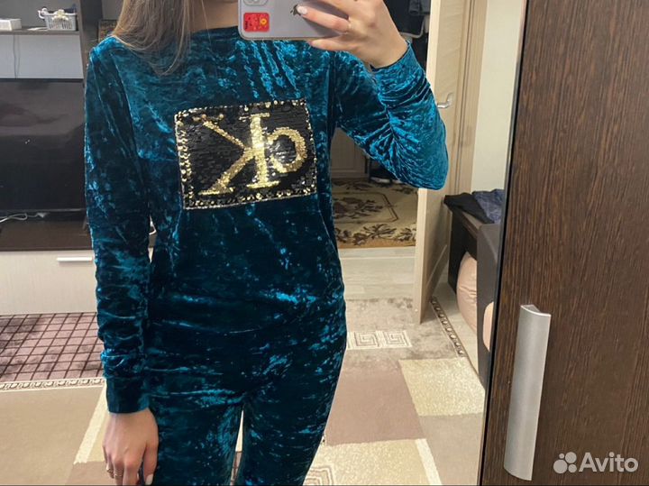 Спортивный костюм