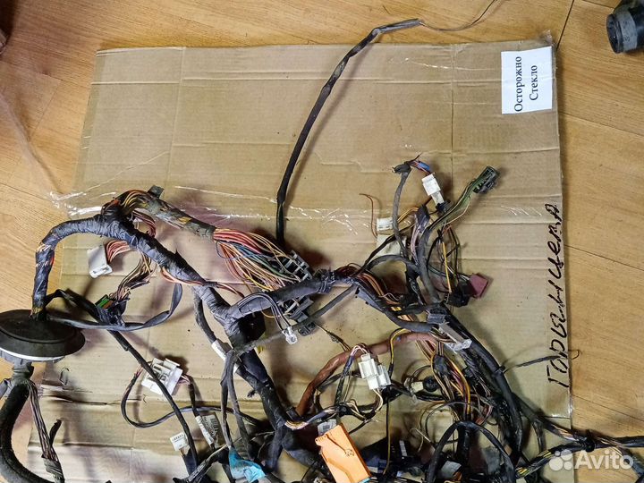 Проводка салона Рено логан 1 1.4 8клап