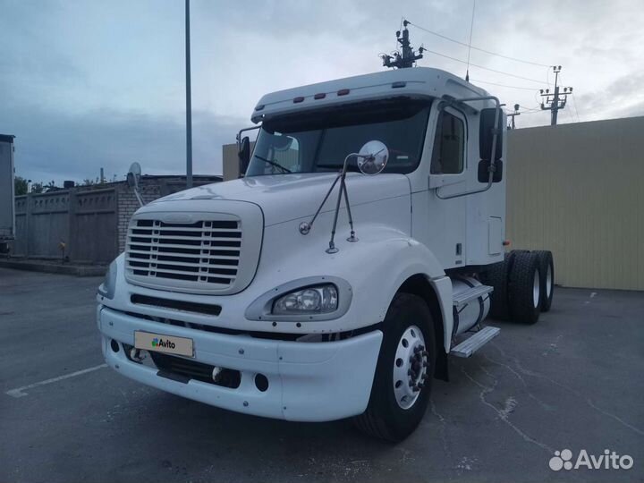 Freightliner Columbia, 2003