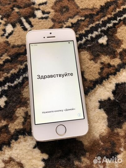 Телефон iPhone 5s