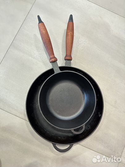 Чугунная сковорода