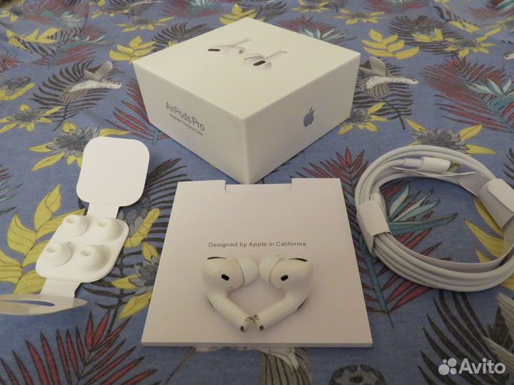 Новые AirPods Pro