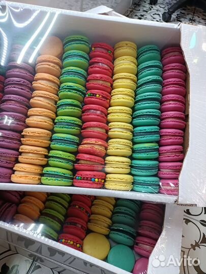 Французские макаруни макаронс упаковка 1,7кг 60шт