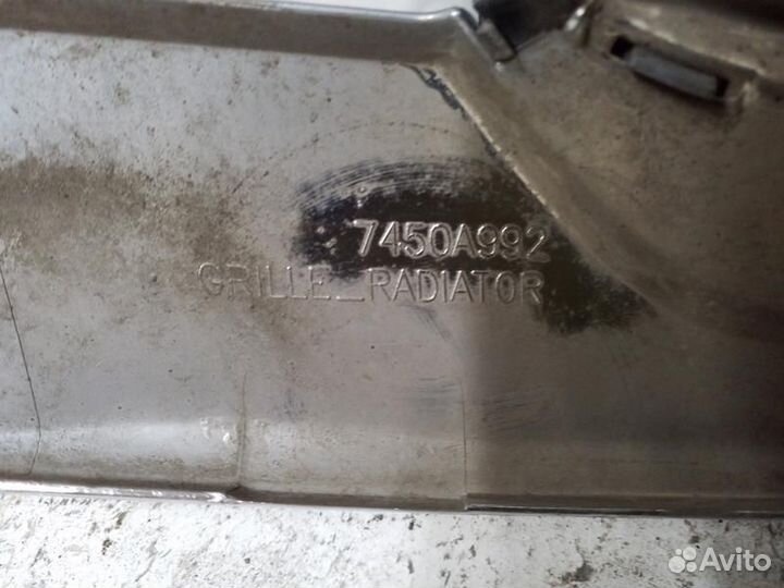 Решетка радиатора Mitsubishi Outlander 3 Restail 2