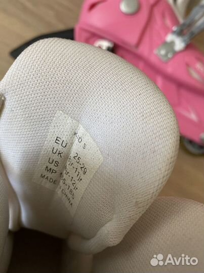 Роликовые коньки