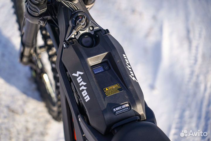 Электромотоцикл white siberia SUR-RON X Light bee