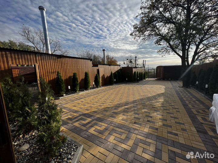 Беседка с мангалом, бассейн,база отдыха